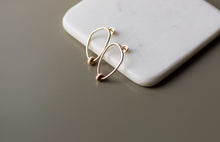 Load image into Gallery viewer, LUNA Geometric Hoop Earrings