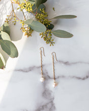 Load image into Gallery viewer, MORGAN Drop Pearl Earrings - White