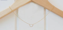 Load image into Gallery viewer, Dainty Gold Hammered Horseshoe Necklace