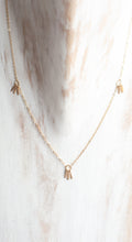 Load image into Gallery viewer, Dainty Gold Fringe Accent Necklace